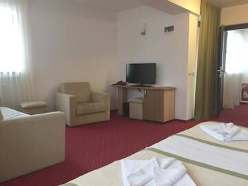 Фотографии Отель Hotel Carpați г. Предял (Румыния) №2 Фото Отель Hotel Carpați г. Предял 2