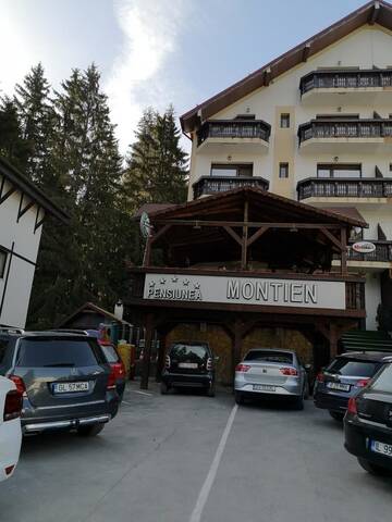 Фотографии Отели типа «постель и завтрак» Pension Montien Events & Society Resort г. Предял (Румыния) №1 Фото Отели типа «постель и завтрак» Pension Montien Events & Society Resort г. Предял 1