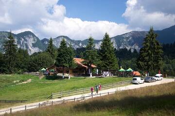 Фотографии Гостевой дом Cabana Poiana Secuilor г. Предял (Румыния) №1 Фото Гостевой дом Cabana Poiana Secuilor г. Предял 1