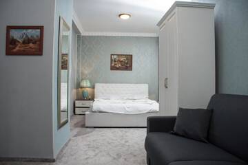 Фото номера Роскошный трехместный номер Отели типа «постель и завтрак» Villa Platinvm г. Предял 3