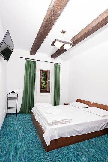 Фото номера Вилла с 3 спальнями Лоджи Vila Carolyne г. Предял 6