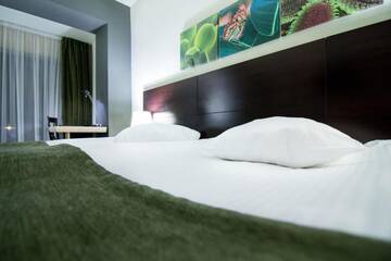 Фото номера Двухместный номер с 1 кроватью или 2 отдельными кроватями Отель Hotel Orizont г. Предял 10