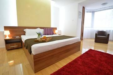Фото номера Апартаменты с 1 спальней и террасой Апарт-отели 6 Apartments г. Предял 58