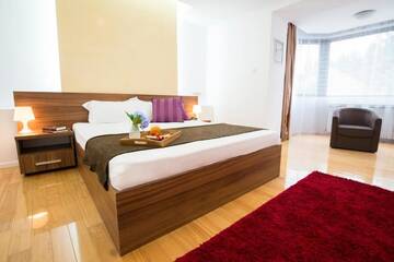 Фото номера Апартаменты с 1 спальней и террасой Апарт-отели 6 Apartments г. Предял 39