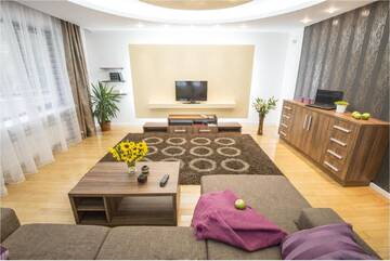 Фото номера Апартаменты с террасой Апарт-отели 6 Apartments г. Предял 6