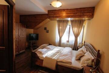 Фото номера Вилла с 3 спальнями Виллы Vila Bearpeak г. Предял 33