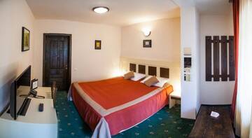 Фото номера Двухместный номер с 1 кроватью и балконом Отель Hotel Draga Maria г. Предял 24