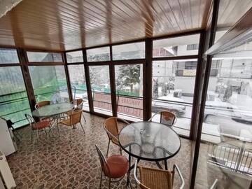 Фото номера Люкс с 3 спальнями Гостевой дом Poetic Great Villa г. Предял 22