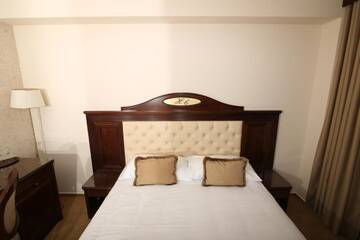 Фото номера Одноместный номер №3 Отель Hotel Carmen г. Предял 9