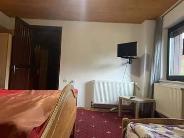 Фото номера Апартаменты с 2 спальнями в мансарде Гостевой дом Vila Sofia г. Предял 3