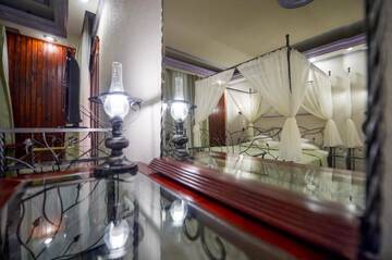 Фото номера Улучшенный двухместный номер с 1 кроватью Отель Predeal Comfort Suites г. Предял 17