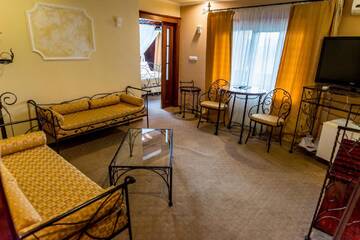 Фотографии Отель Predeal Comfort Suites г. Предял (Румыния) №2 Фото Отель Predeal Comfort Suites г. Предял 2