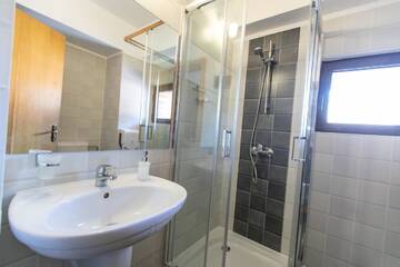 Фото номера Люкс Гостевой дом No 107 Predeal г. Предял 7