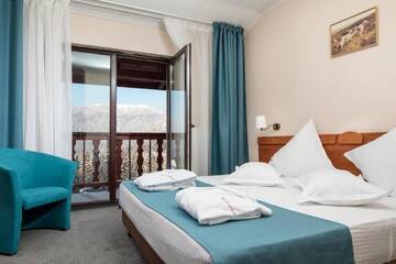 Фото номера Двухместный номер с 1 кроватью Отель Hotel Rozmarin г. Предял 10