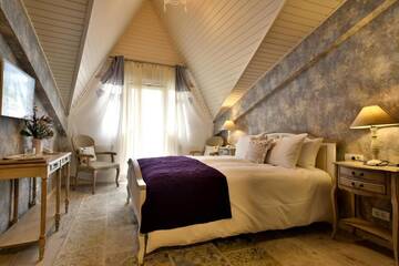 Фото номера Улучшенный двухместный номер с 1 кроватью Отель Hotel Dragului г. Предял 9