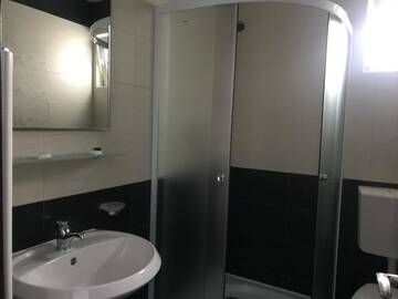 Фото номера Двухместный номер с 2 отдельными кроватями Гостевой дом Vila Dor de Munte Predeal г. Предял 7