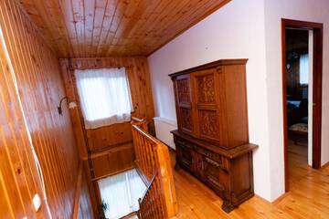 Фото номера Дом с 5 спальнями Дома для отпуска Casa RAI г. Предял 106