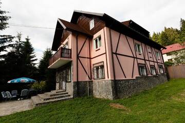 Фото номера Дом с 5 спальнями Дома для отпуска Casa RAI г. Предял 7